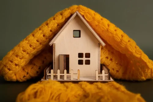 Best Cavity Insulation Options in 2025: A Guide for Old Houses, Damp Prevention & More